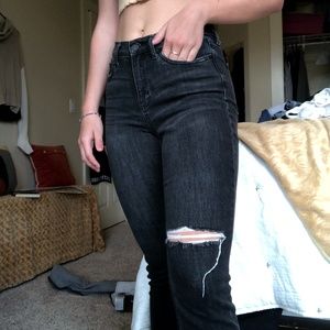 High Waisted Jeans